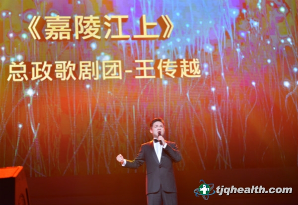 總政歌劇團王傳越演唱《嘉陵江上》